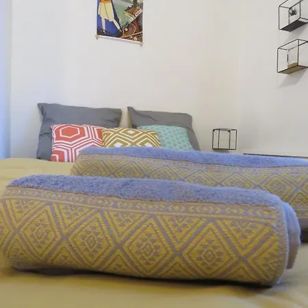 Le Skandi - 28 M² Renove Entre Gare & Centre-ville וישי